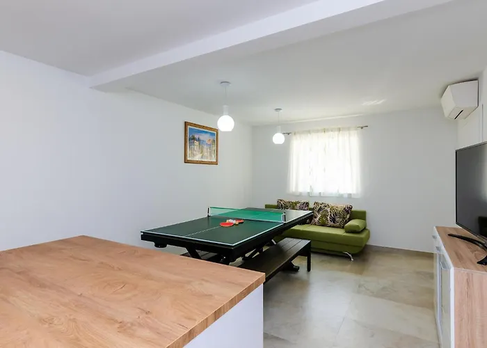 Amazing In With Wifi Gruda