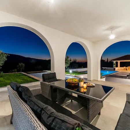 Holiday home Amazing In With Wifi