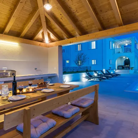 5 Bedroom Cozy In *