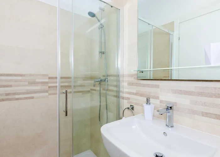 בית נופש Amazing In With Wifi